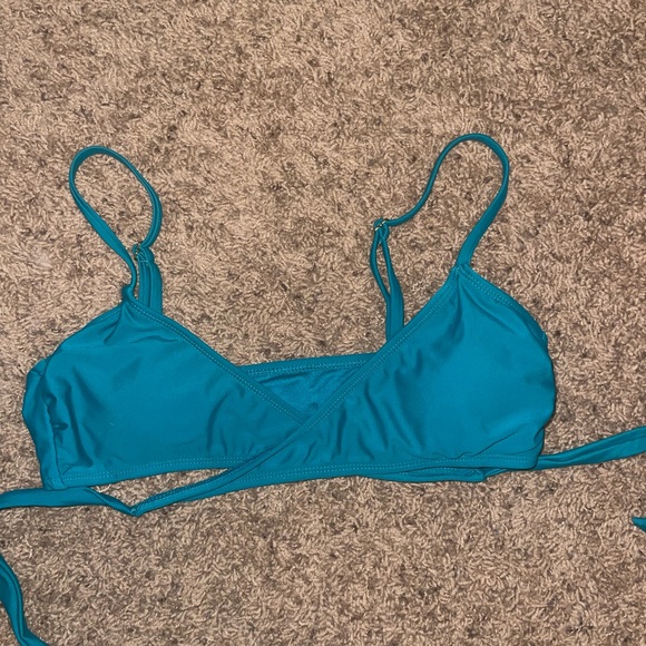 NWOT Xhiliration teal wrap bikini top - Picture 5 of 6